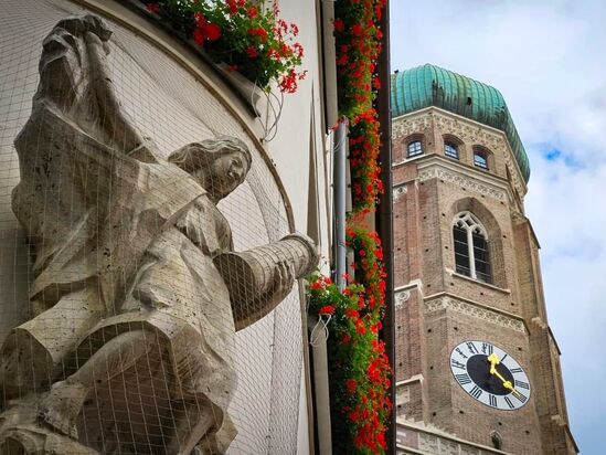 Blick auf den Südturm der Frauenkirche