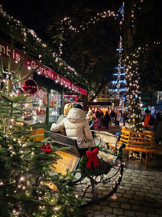 Winterzauber is the Christmas market on Munichs Viktualienmarkt food market