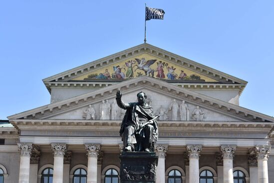 Statue of King Max Joseph in front of the National Theatre in Munich