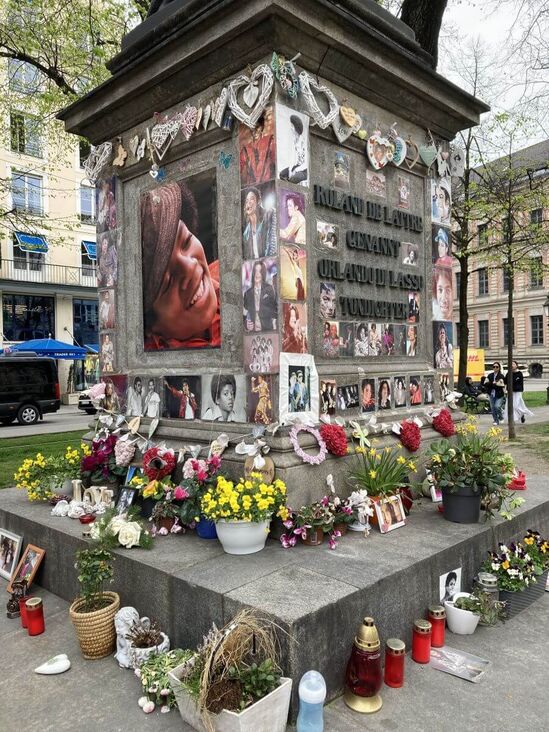 Zwei musikalische Künstler, Orlando di Lasso und Michael Jackson